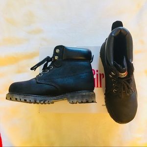 safety girl construction shoes
